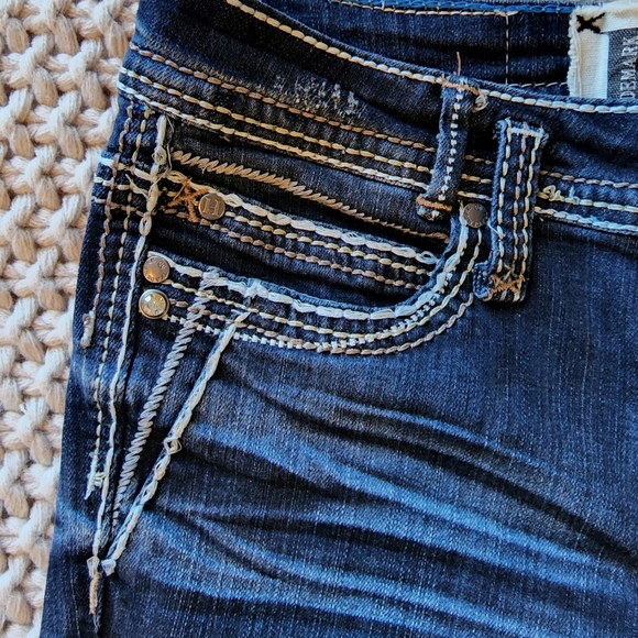 Trademark H jeans - Picture 4 of 10